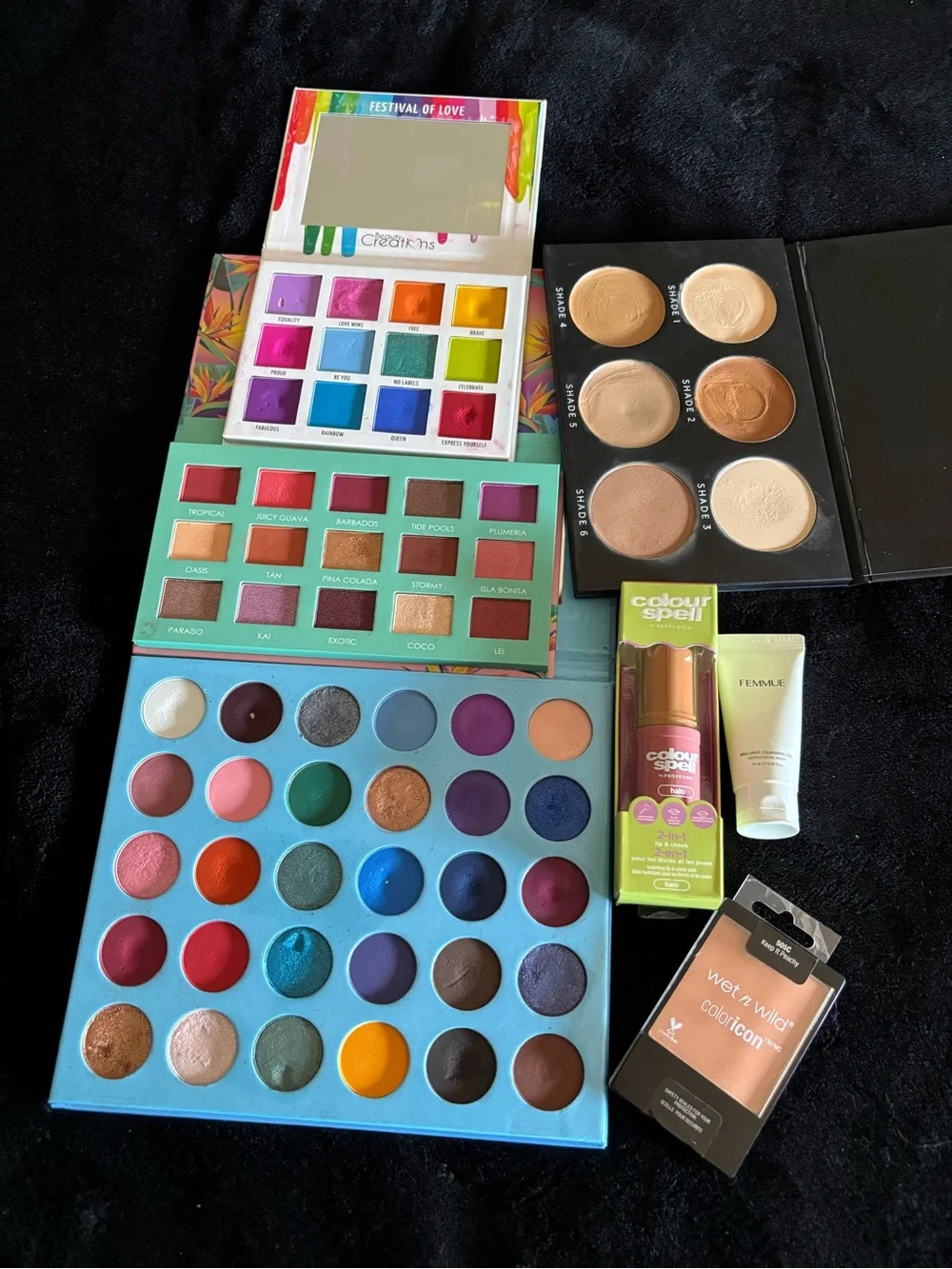 Makeup Bundle Multi-Color Eyeshadow & Face Set Makeup Artist Trying To Declutter